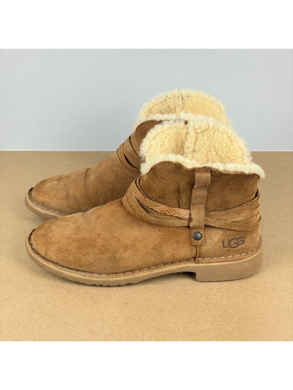 UGG Pasqual Belted Ankle Boots Womens 8 Tan Suede Pull On Casual Comfort Lined